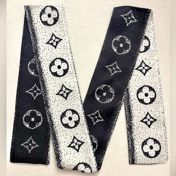 Elegant Black and White Monogram Twilly Bandeau Scarf - Picture 3 of 5